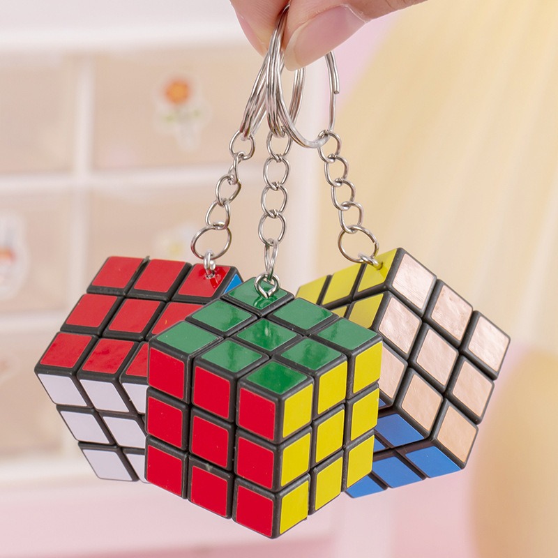 Mini 3x3 Magic Cube Keychain P - Electronics Gadgets Bag reseña y precio