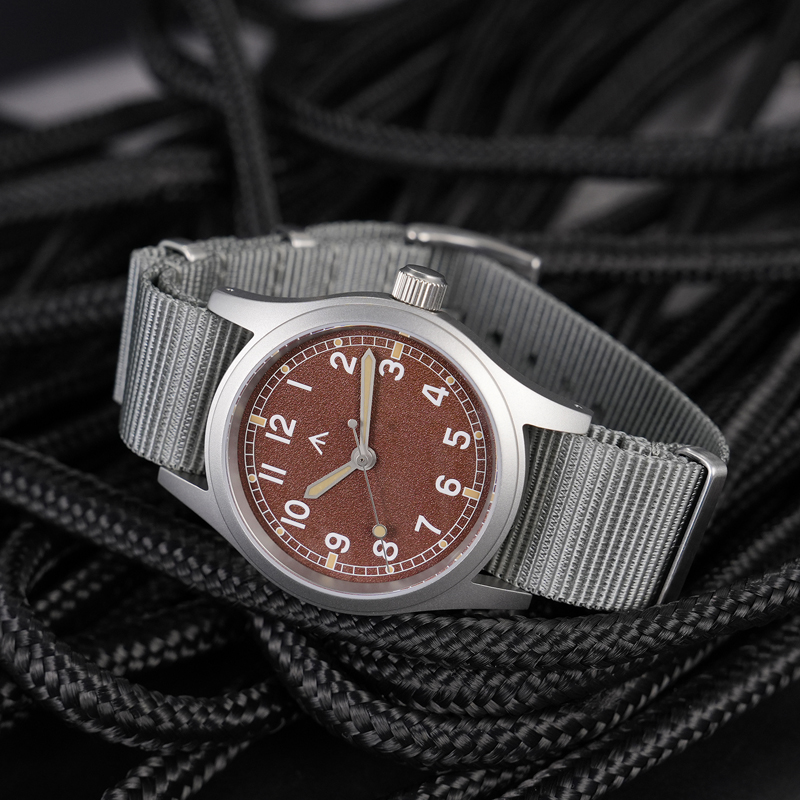 Militado ML12B Mens Watch VH31 - Electronics Gadgets For Men reseña y precio
